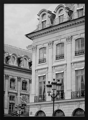 Parisbuilding7bw Ratioiso Poster