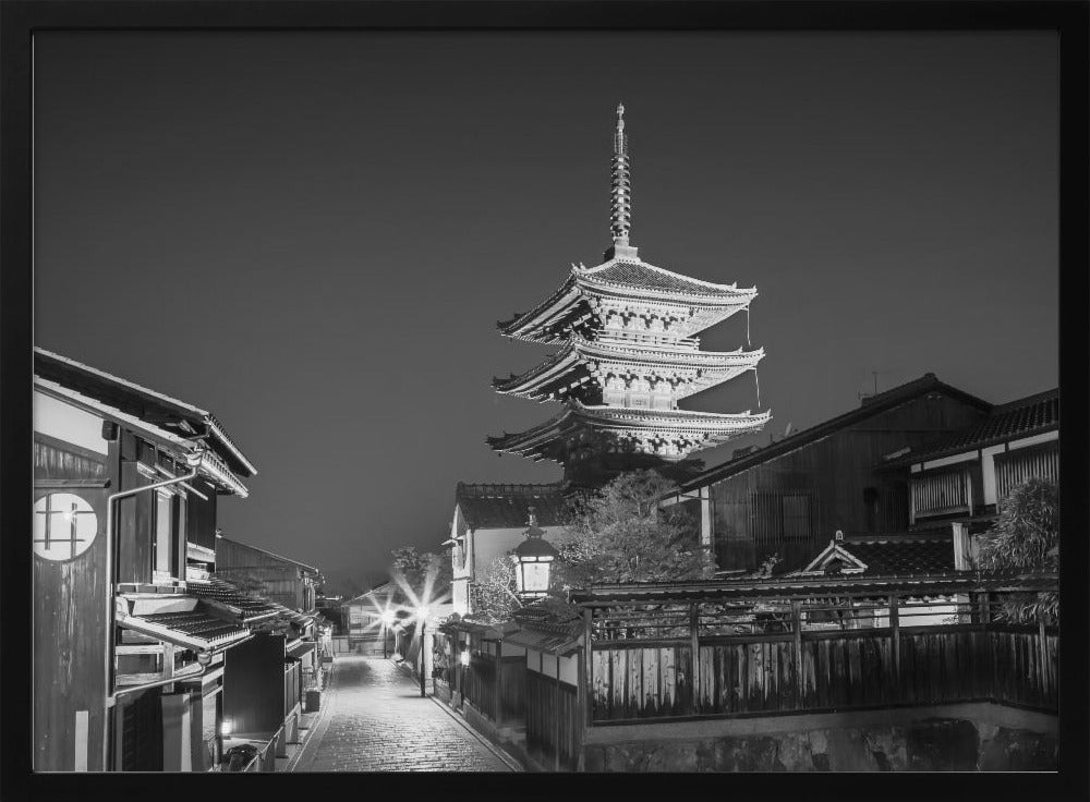 Yasaka Pagoda in historic Kyoto in the evening - monochrome Poster