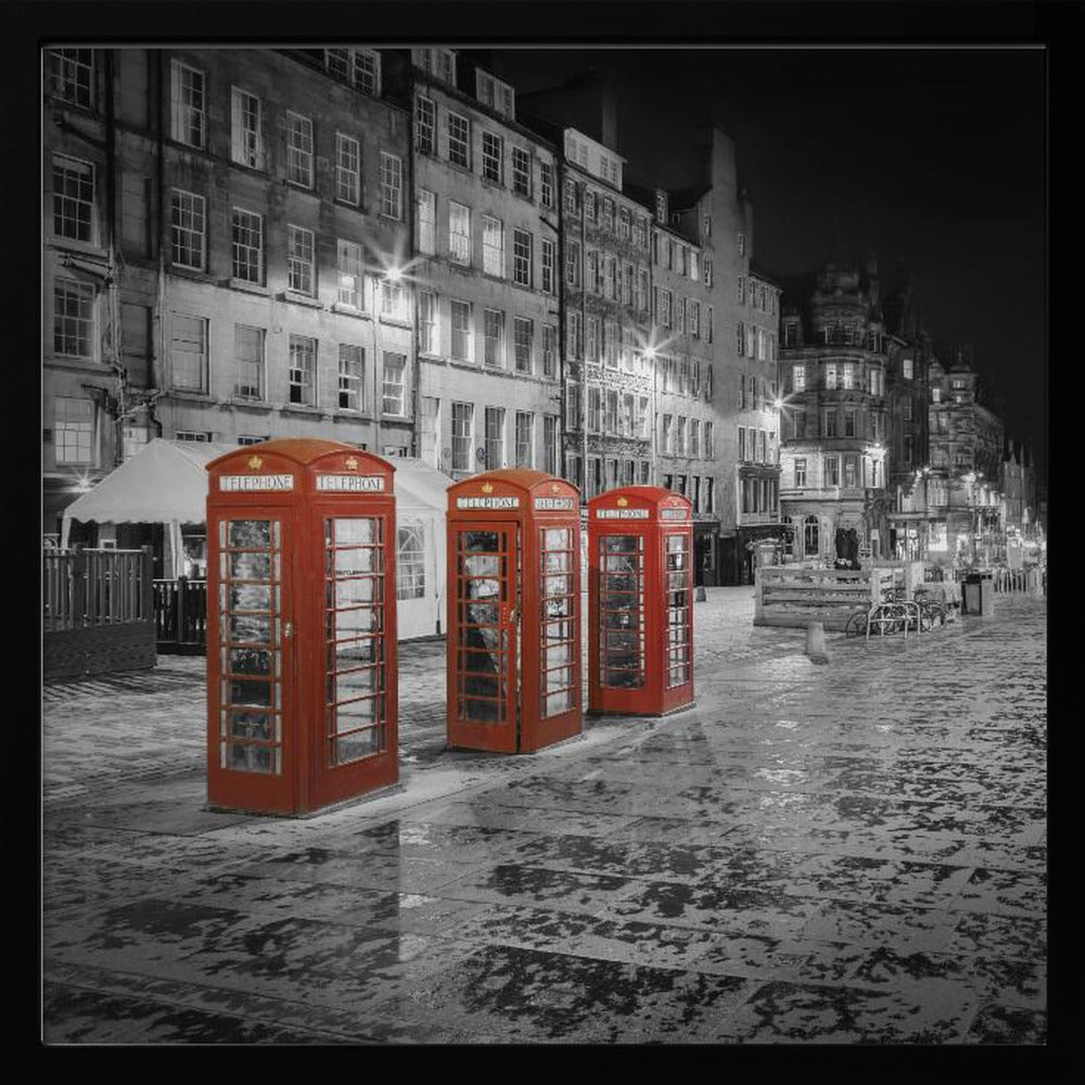 Evening impression of the Royal Mile in Edinburgh - Colorkey Poster