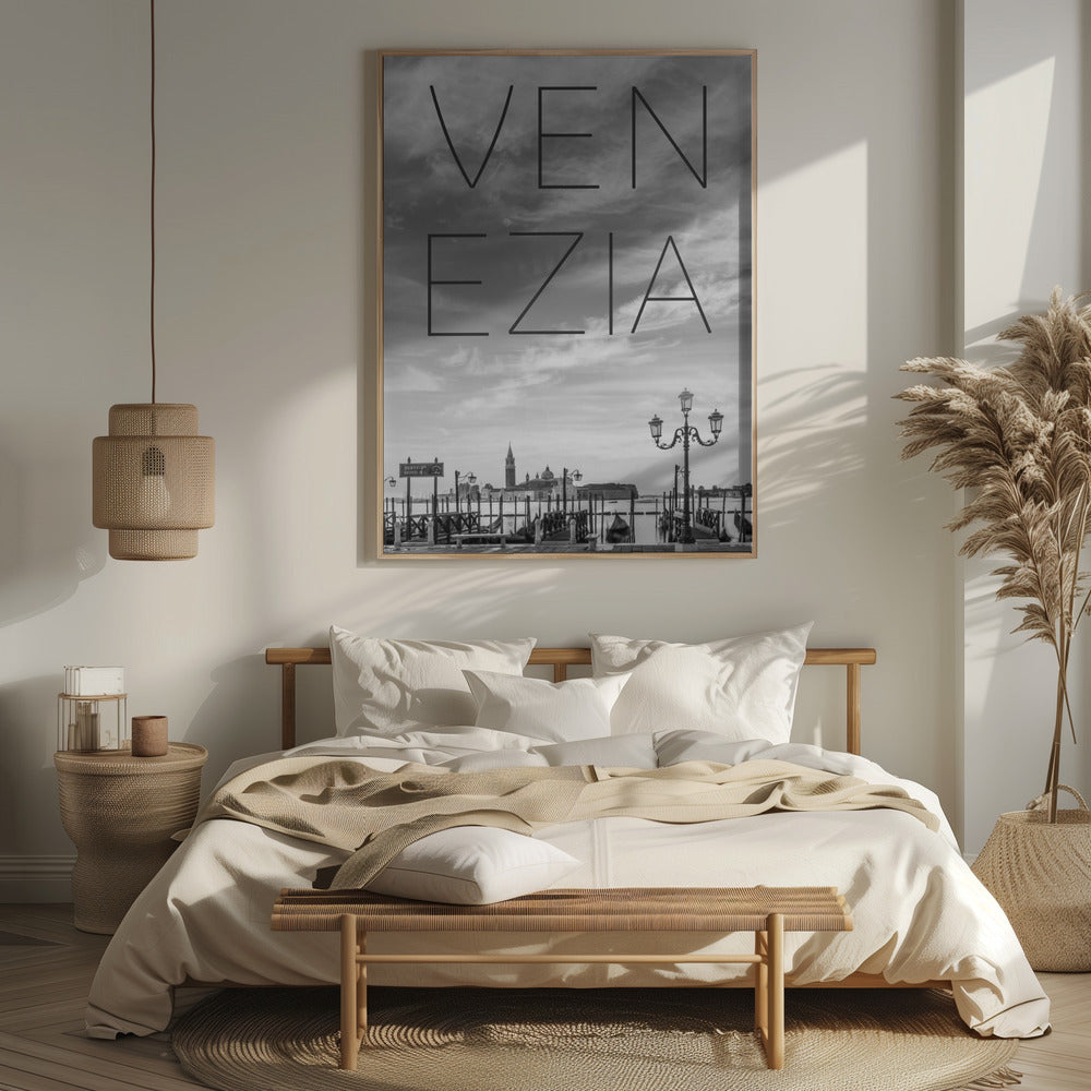 VENICE Gondolas in the early morning | Text &amp; Skyline Poster