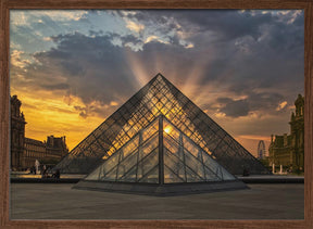 Pirámide del Louvre Poster