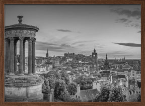 Charming evening atmosphere in Edinburgh - Monochrome Poster