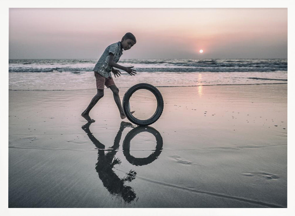 Little Mustaffa plays with infinity Poster