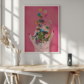 Frida`s Hand`s (Pink Version) Poster