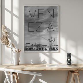 VENICE Gondolas in the early morning | Text &amp; Skyline Poster