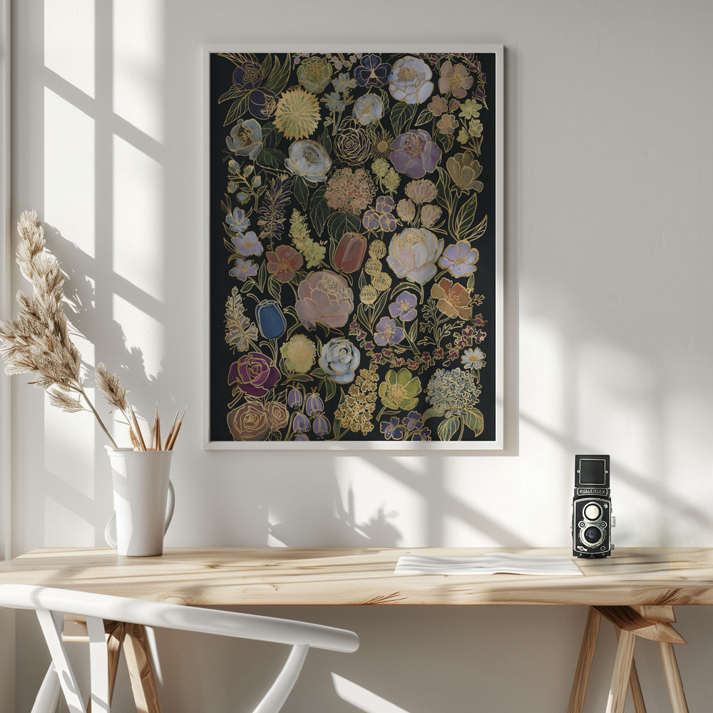 Ragni moody flowers in gold Poster