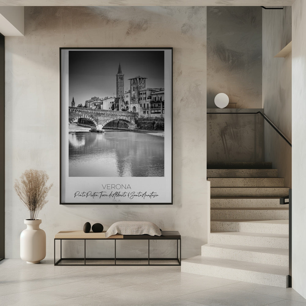 In focus: VERONA Ponte Pietra, Torre di Alberto &amp; Santa Anastasia Poster