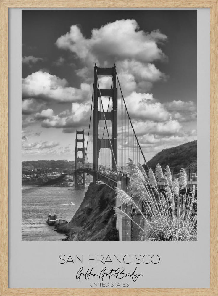 In focus: SAN FRANCISCO Golden Gate Bridge Poster