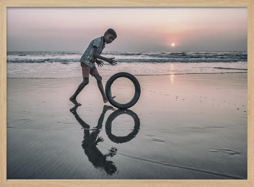 Little Mustaffa plays with infinity Poster