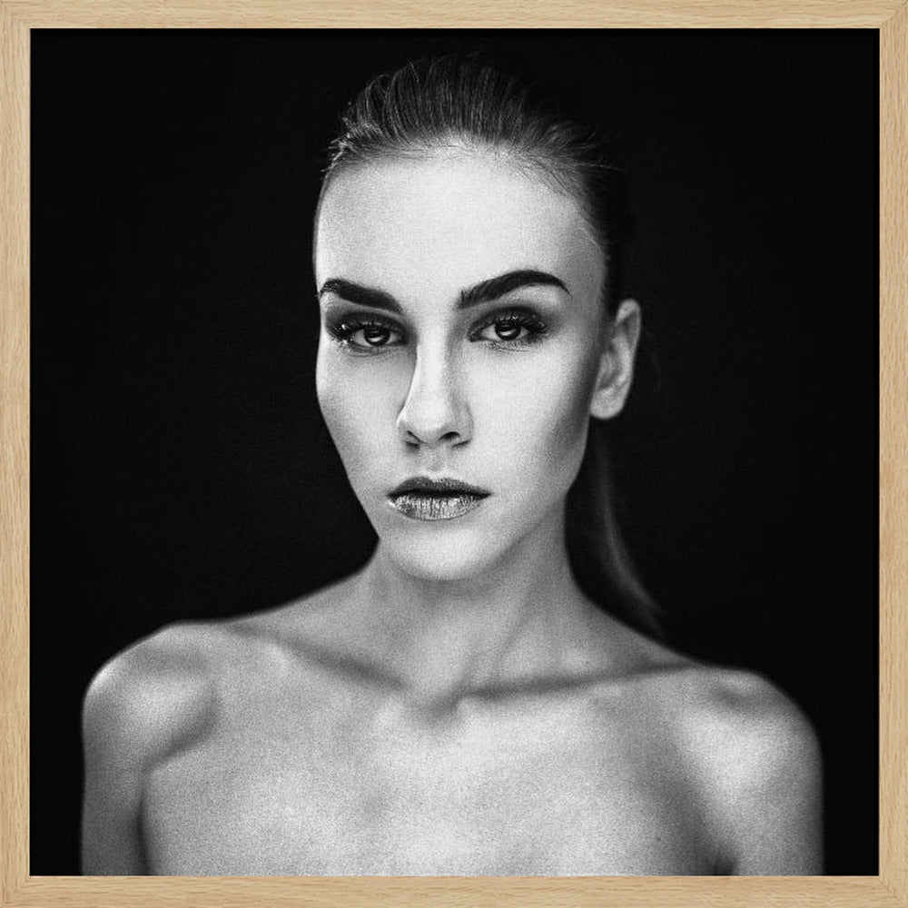 PROJECT FACES [Lucia] Poster