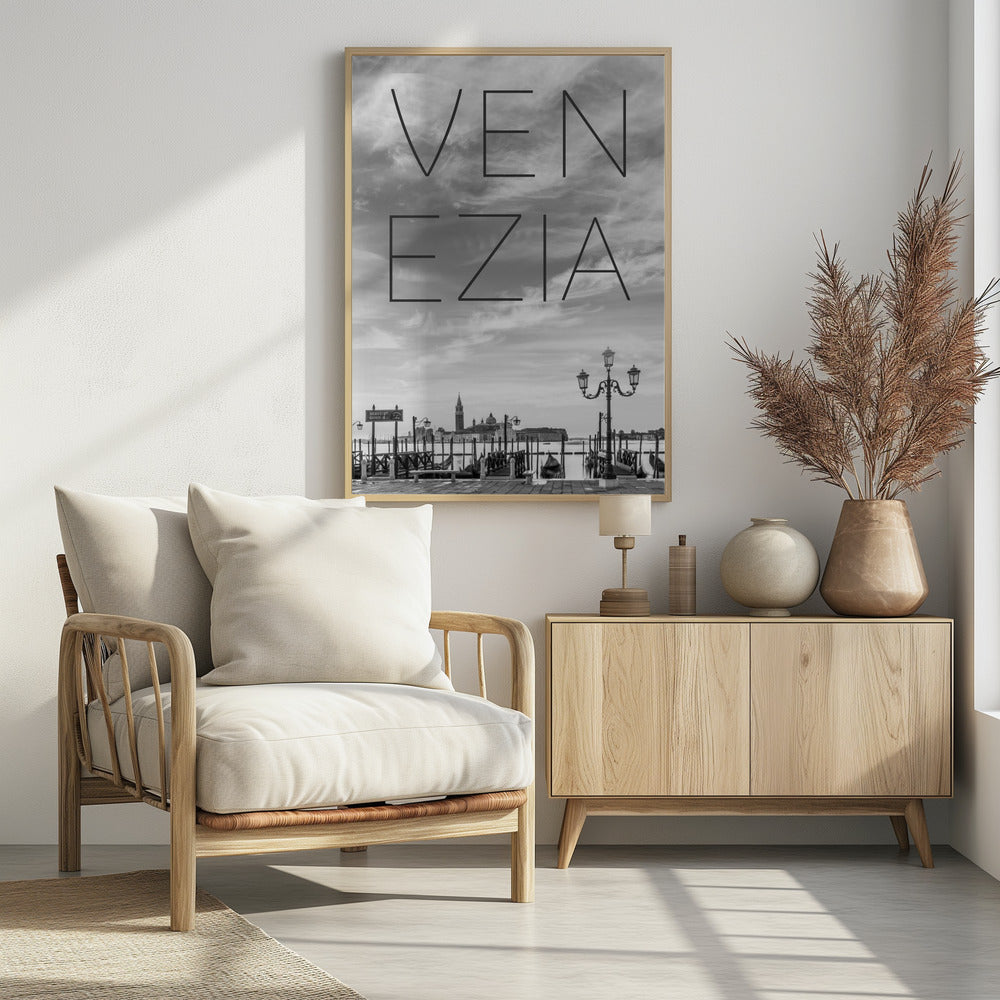 VENICE Gondolas in the early morning | Text &amp; Skyline Poster