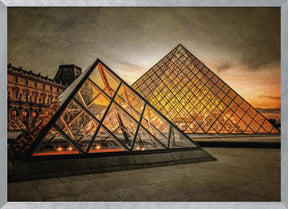 Paris Le Louvre Poster