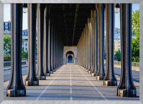 Bir Hakeim bridge perspective Paris Poster