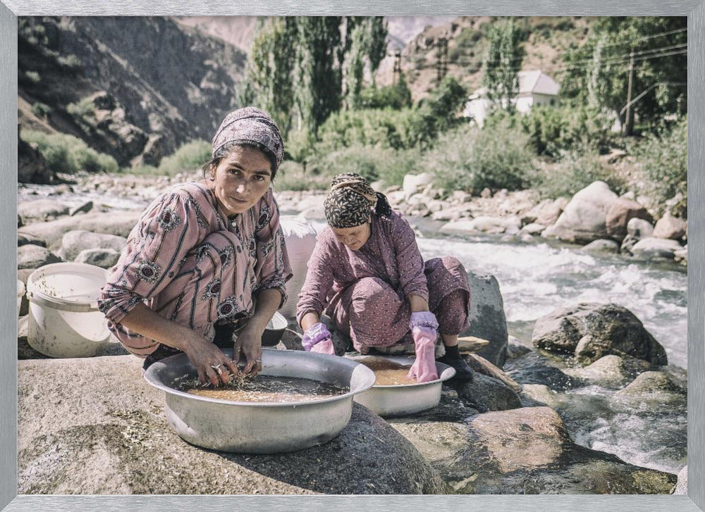 Tajik women are washing grain Poster