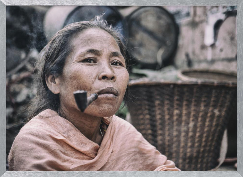 Lady from betel market in Cox's Bazar Poster