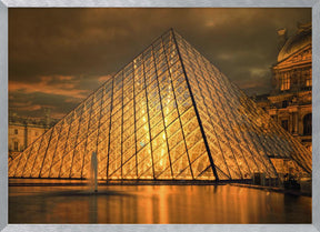 Paris Le Louvre Poster