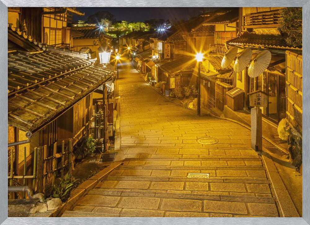 Ninen-zaka in historic Kyoto in the evening Poster