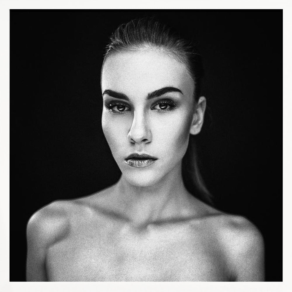 PROJECT FACES [Lucia] Poster