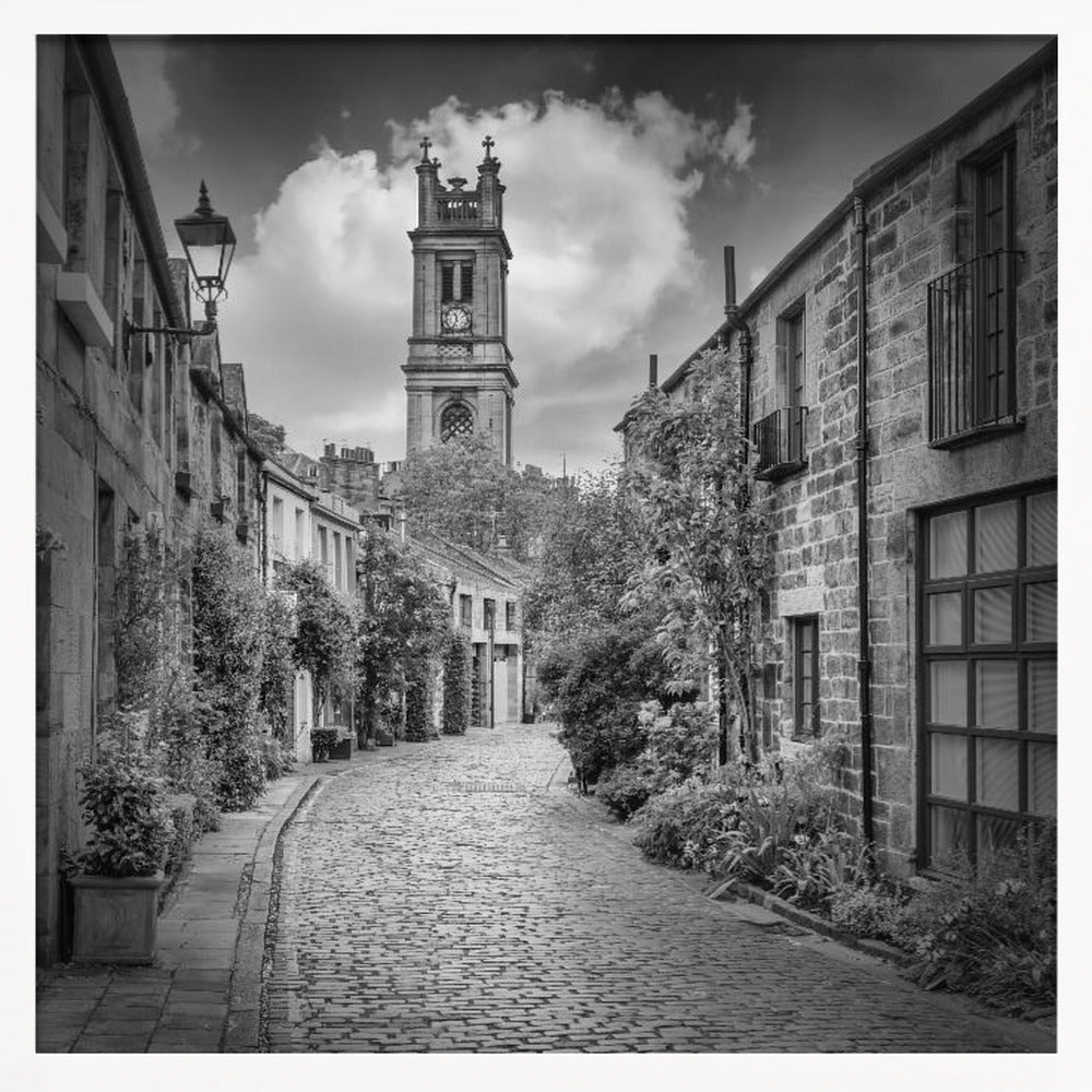 EDINBURGH Circus Lane - Monochrome Poster