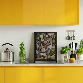 Ragni moody flowers in gold Poster